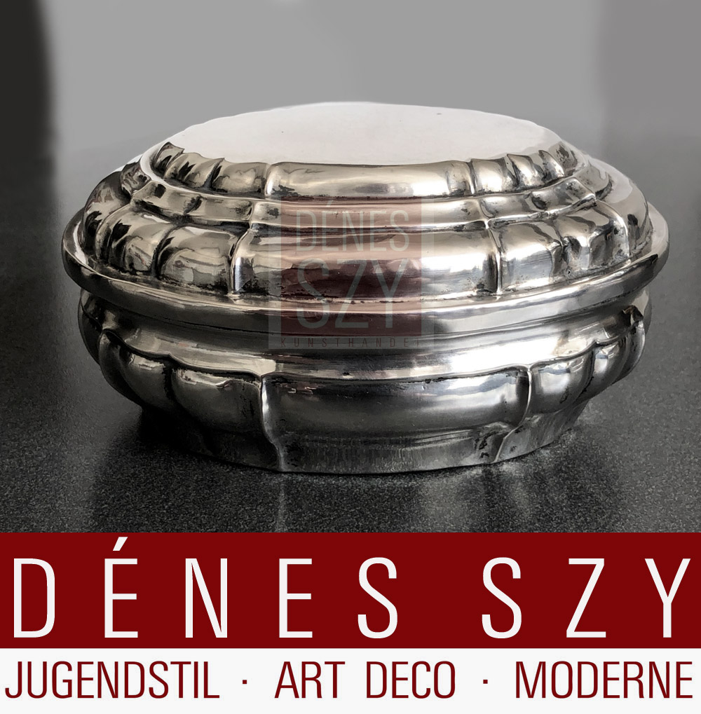Scatola con coperchio in argento Barocco Vienna 1739