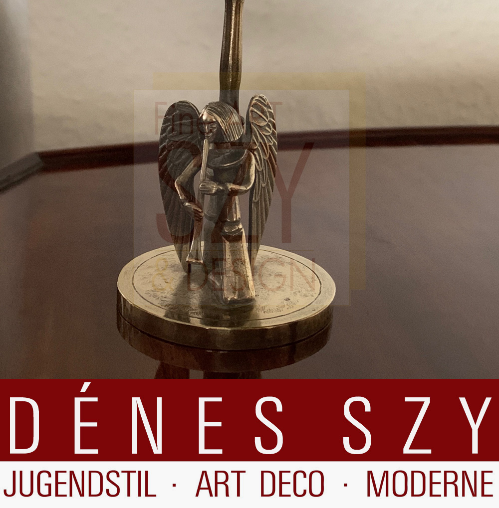 Candeliere dell'orchestra degli angeli - suonatrice con piffero, Design ed esecuzione: Herbert Zeitner, Lüneburg Germany 1940s, Argento 925 placcato oro