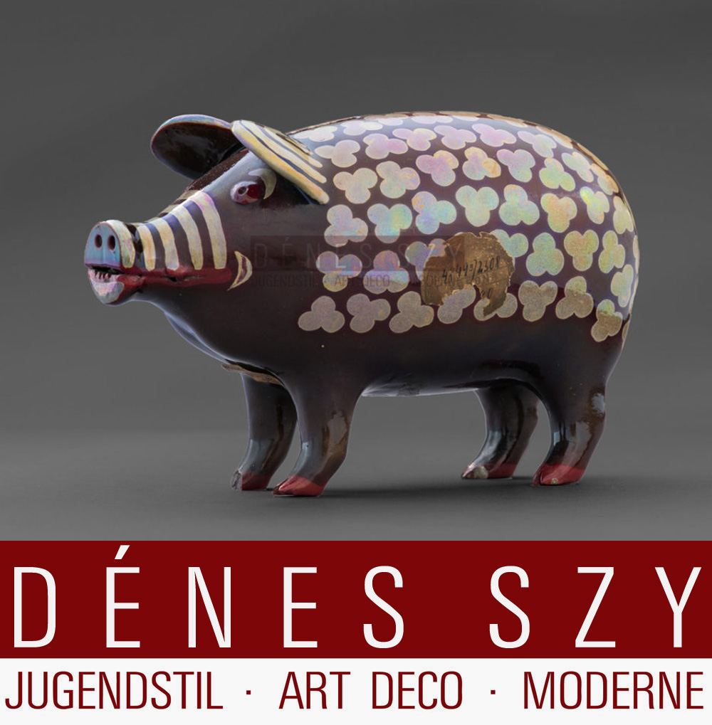 salvadanaio in ceramica smaltata a lustro di Vilmos Zsolnay 1900