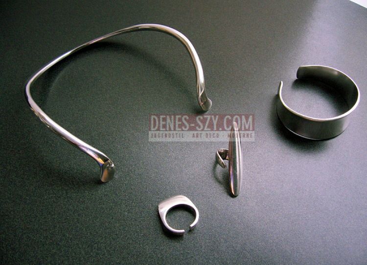 Anello da collo in argento gioielli Georg Jensen, Design: Ole Wendt intorno al 1950-1955, Esecuzione: Georg Jensen argentieri Copenaghen dopo il 1945, Danimarca, Solv, argento sterling