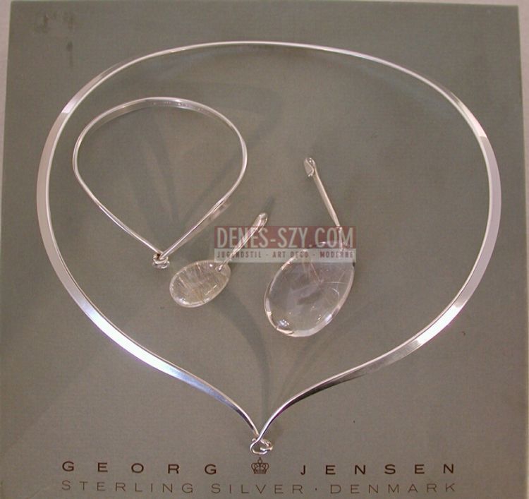 Georg Jensen Jewelry Bague de cou en argent, bras # 169, 205, Bague de bras TORUN # 169, Design: Vivianna Torun Buelow-Huebe (Suède 1927-2004), Exécution: orfèvres Georg Jensen, Copenhague Danemark environ 1960-70, argent sterling 925