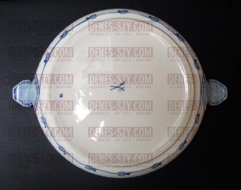 porcellana liberty di Meissen: scodella con manici modello pannocchia blu di Richard Riemerschmid