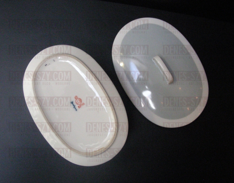 KPM Royal Berlin Design Schuetz Petri Arkadia pattern biscuit box Gray