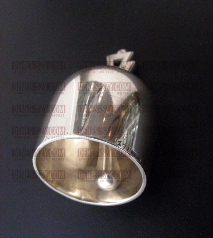 campanella da tavolo 174 in argento Sterling di Georg Jensen collezione piramide