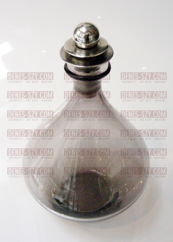 Carafe en argent modèle pyramide Georg Jensen 219