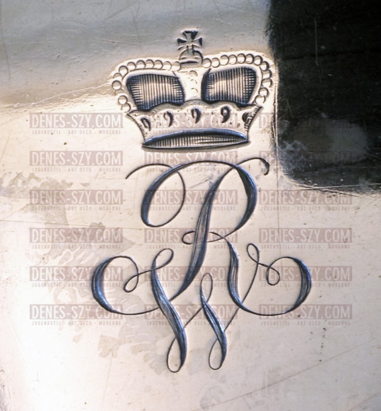 Terrine à couvercle classique en argent, Berlin environ 1780