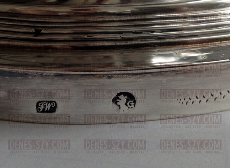 Terrine à couvercle classique en argent, Berlin environ 1780