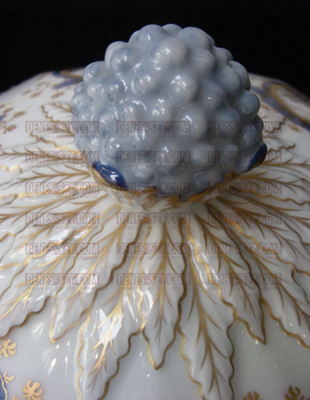 PEARL BAVARIAN ROYAL SERVICE NYPHENBURG PORCELAIN SOUP TUREEN ca.1920