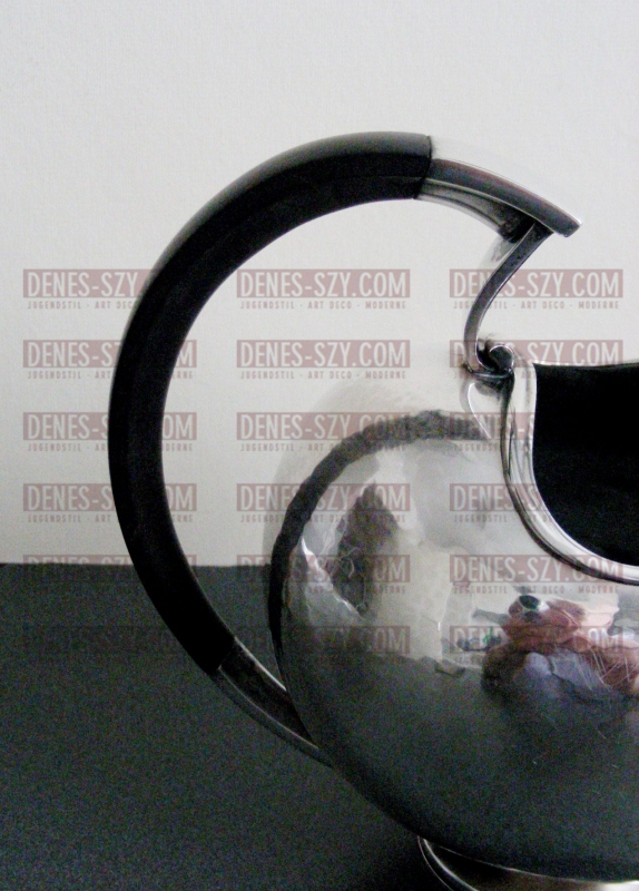 Travail Danois de Georg Jensen, Harald Nielsen saucière 606 B