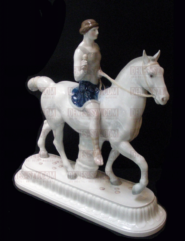 Royal Berlin KPM 9orcelain figure, Groom as a Roman war lord