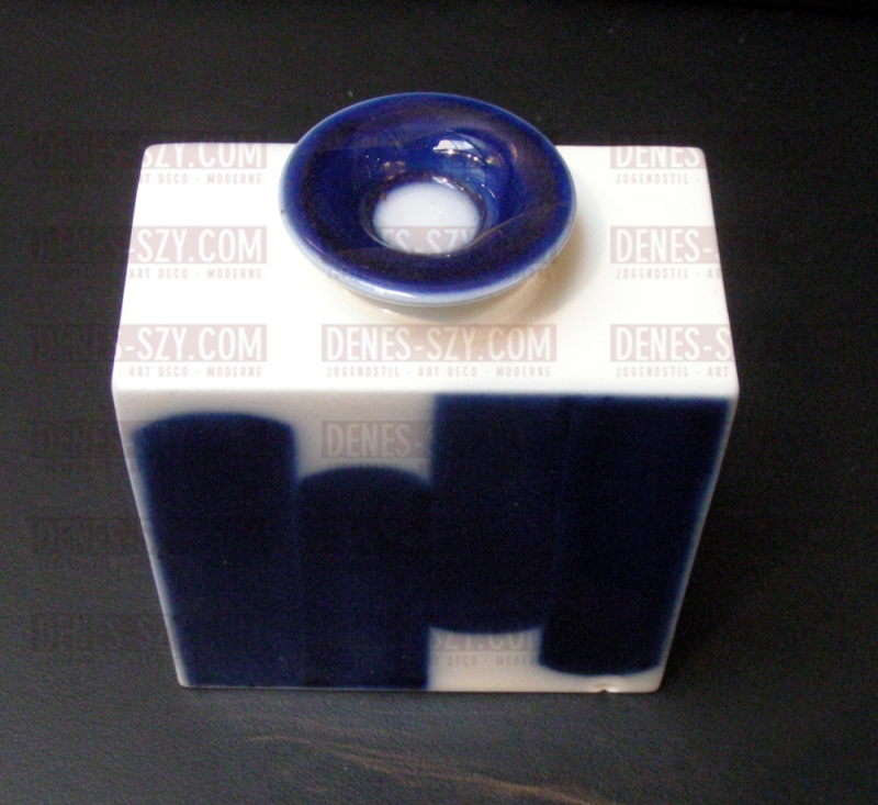 Boîte à thé en porcelaine, Motif / forme URBINO, Conception: Trude Petri 1953, Louise Koch (décor), Exécution: StPM Berlin, porcelaine