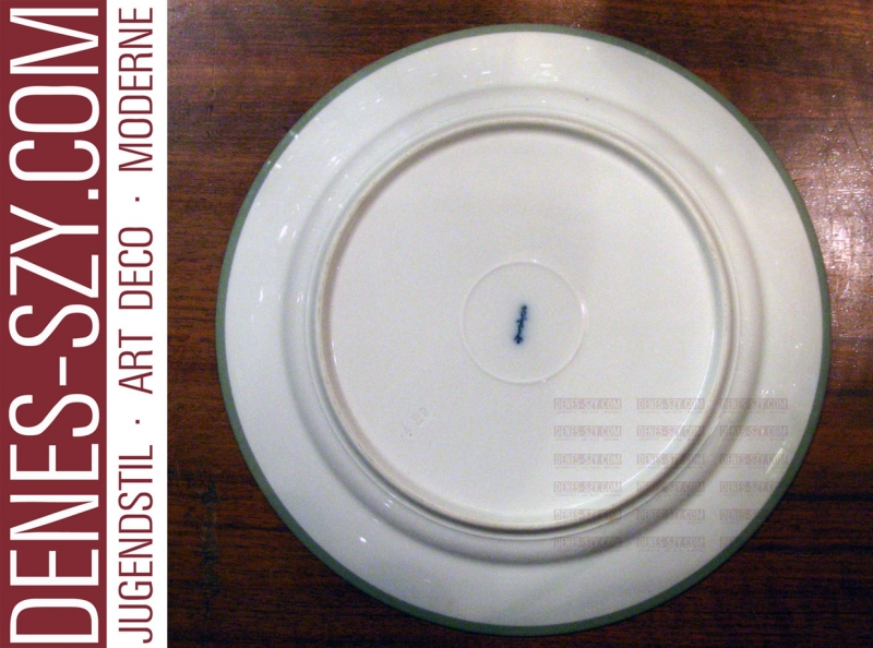 KPM Berlin Essteller, Neuberlin, mit Seladonrand, T. Petri 1931