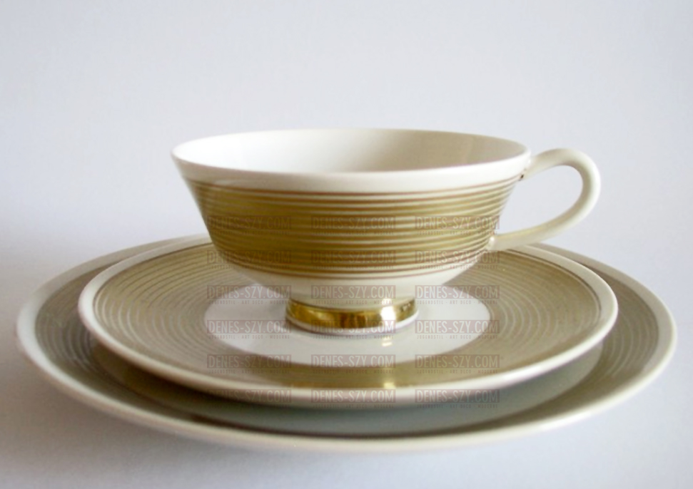 KPM Berlin M. Friedlaender Teetasse auf Ut Hallesche Form