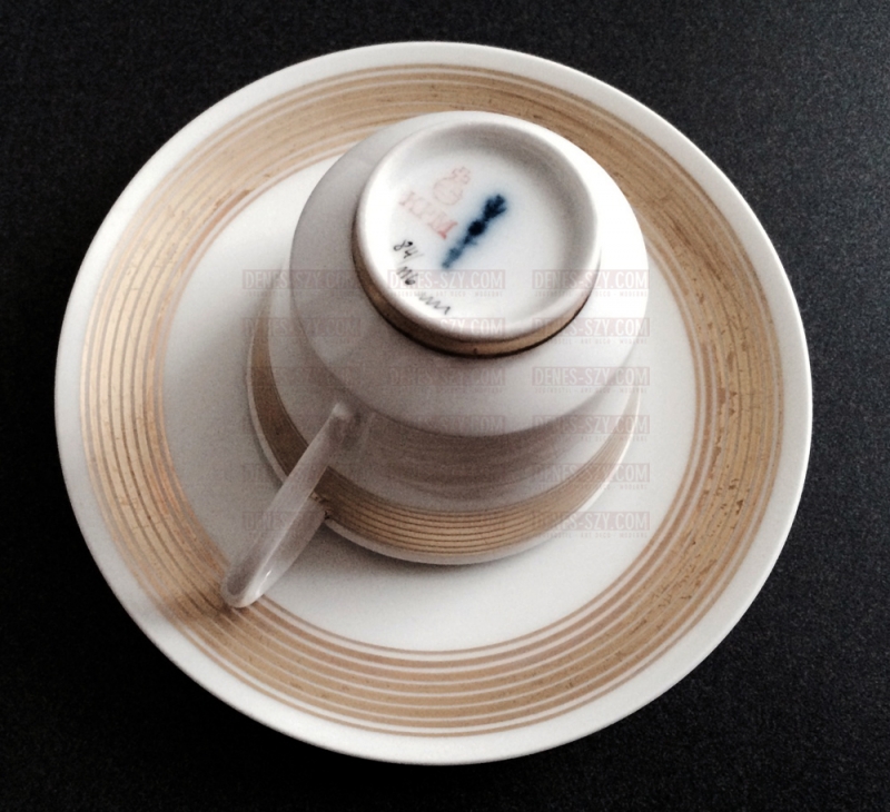 KPM Royal Berlin China Design Friedlaender Halle pattern mocha cup