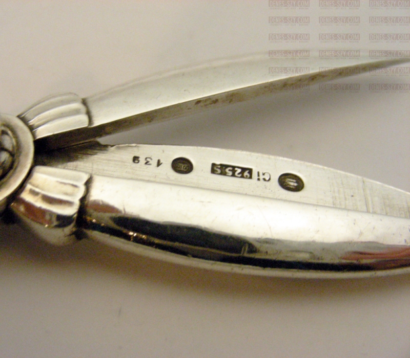 Cisaille à raisins n ° 139, Motif: motif de raisins, grape collection, Conception: Georg Jensen, Exécution: Georg Jensen orfèvres, Copenhague 1925! Danemark, Argent sterling, argent 925