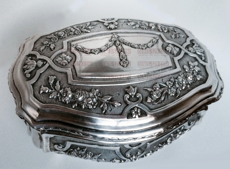 German heavy Sterling silver covered sugar box, bonbonniere