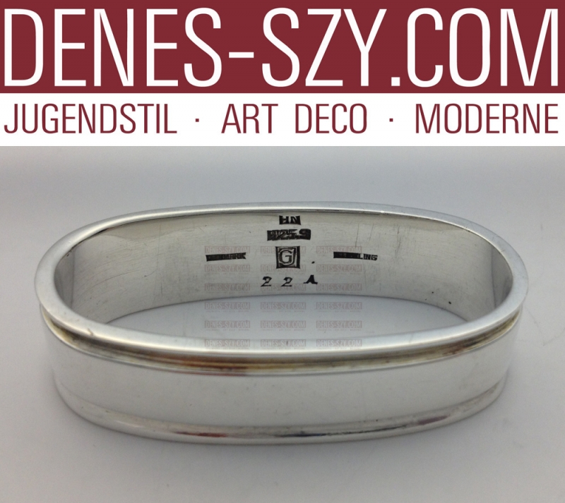 Georg Jensen Silversmiths, Harald Nielsen Design, Art Deco, Pyramide Collection, pre war, handmade, napkin ring #22 A, squaremark 1933-44. Denmark