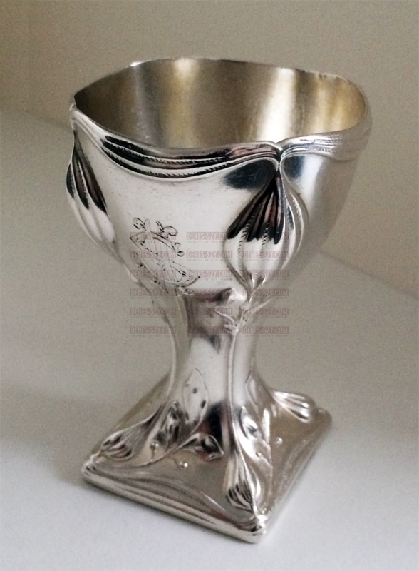 German Art Nouveau Sterling egg cup by Koch Bergfeld Bremen 1900