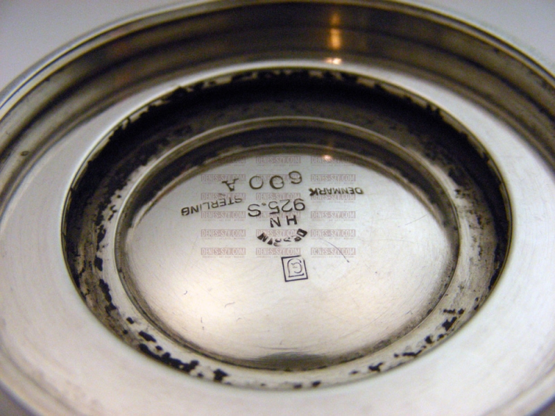 GEORG JENSEN SILBER, PYRAMIDE kleine Schale # 600 A