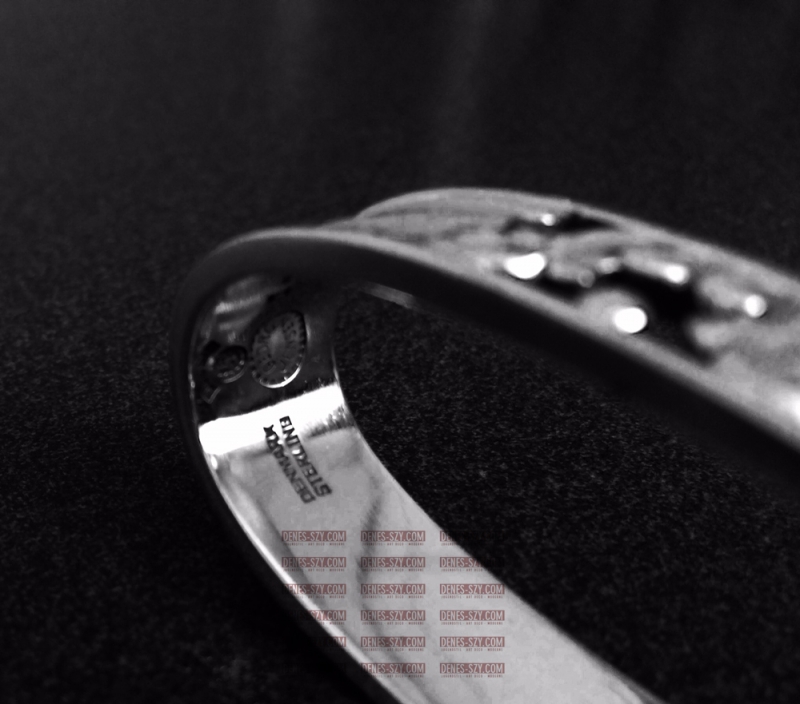 ANNEAU DE SERVIETTE # 110 B, Modèle: KÖNIG / ACORN / KONGE # 4, Conception: Johan Rohde 1915, Exécution: orfèvres Georg Jensen, Copenhague, vers 1950, Danemark, Argent 925, argent sterling