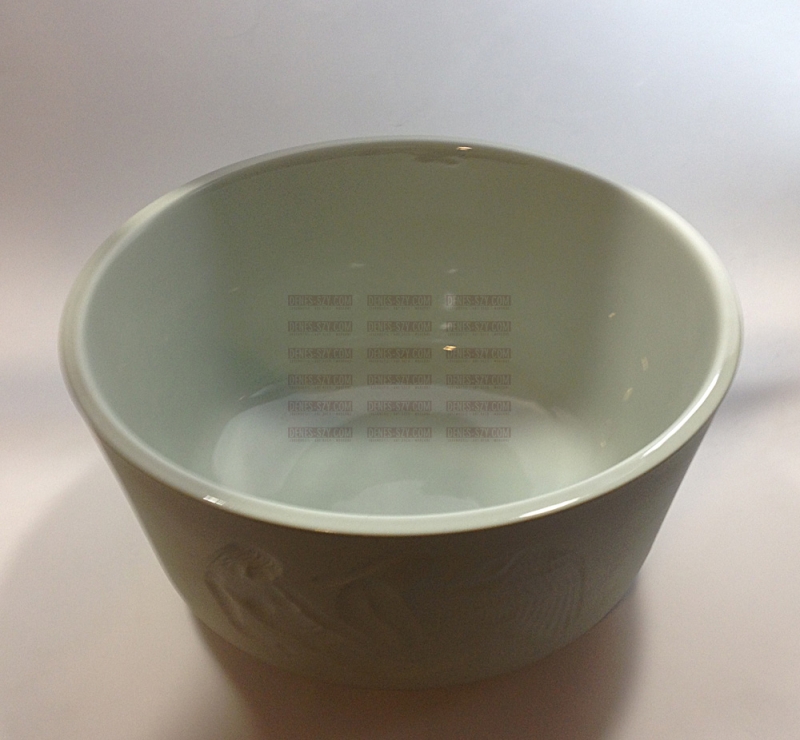 Bol, bol de service, "Leda" avec 3 scènes coupées profondes, Porcelaine, céladon, Conception: Siegmund Schütz 1936, Exécution: KPM Berlin 1930, Allemagne