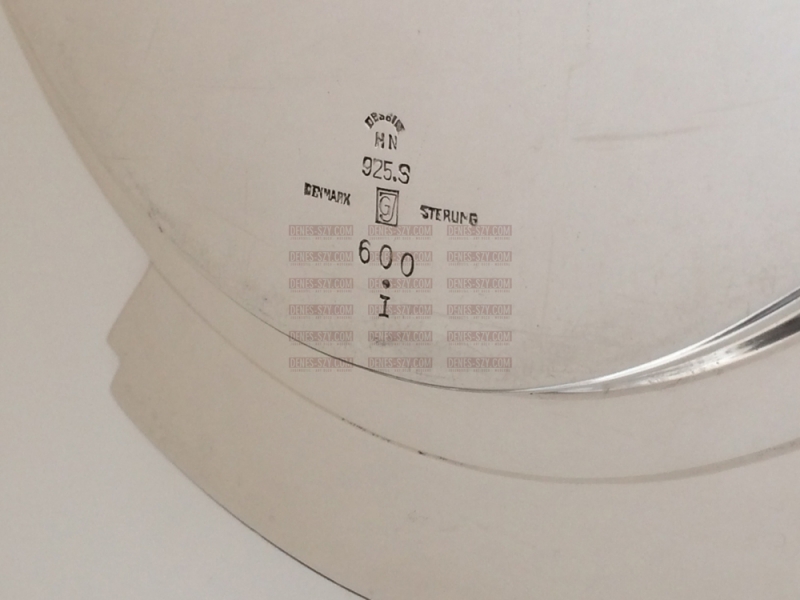 GEORG JENSEN SILBER, PYRAMIDE Tablett 600 I