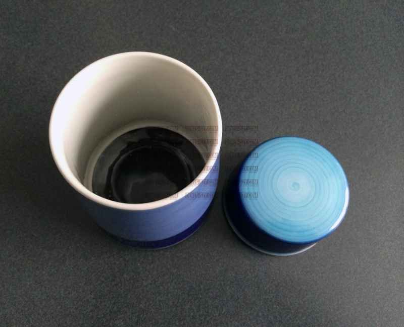 KPM BERLIN PORZELLAN, DECKELDOSE Trude Petri ca. 1957