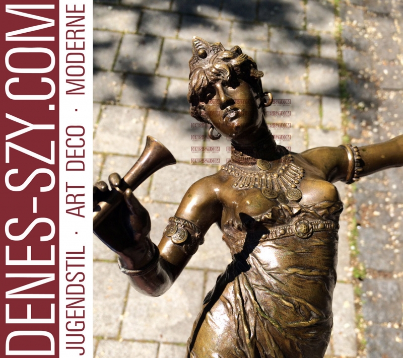 Bronze figure, oriental dancer by Franz Rosse