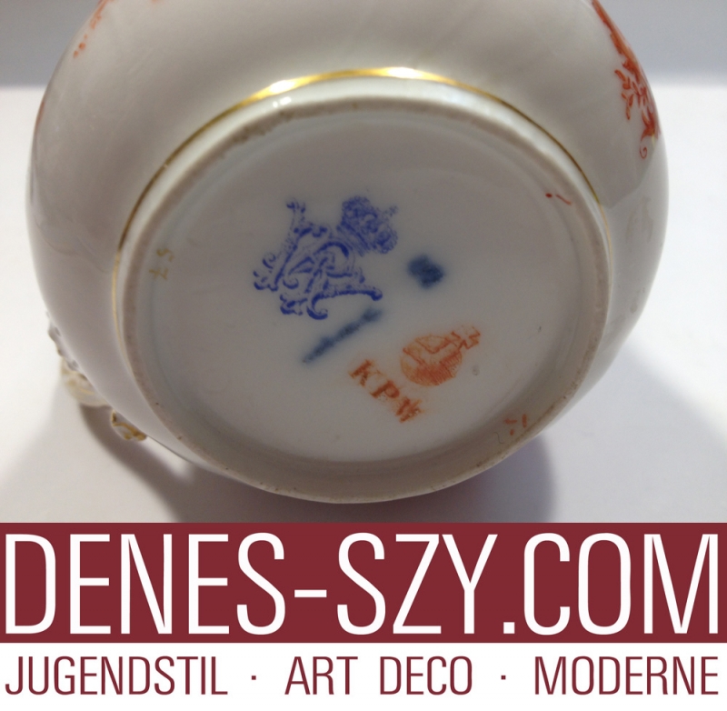 Pot de crème / tasse du service royal prussien Kaiser Wilhelm König von Preussen Exécution: KPM Berlin vers 1900/05, Marques: armoiries royales de la marque RW (alliage) Wilhelm Rex, marque de sceptre bleu sous glaçure u. marque orbe rouge