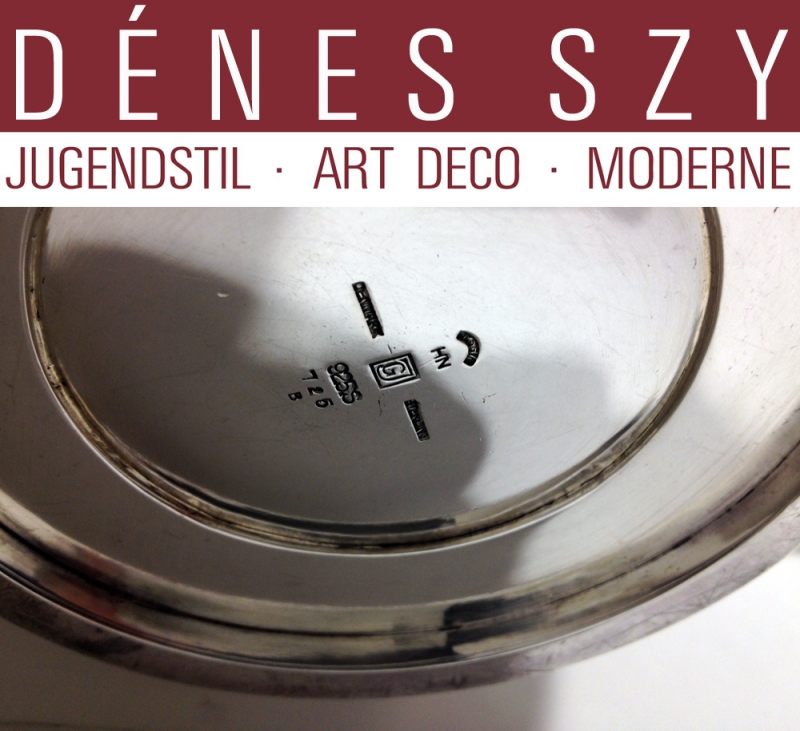 Refroidisseur à vin pyramide en argent Georg Jensen 725B