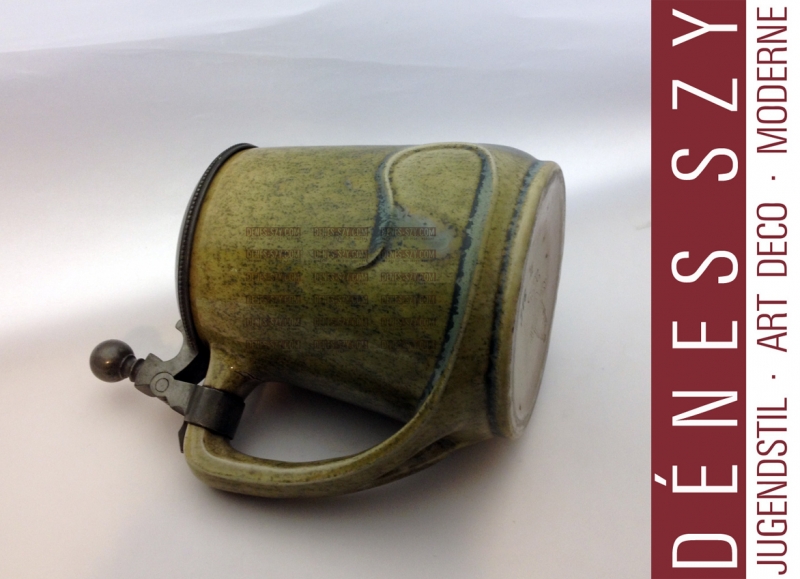 Chope à bière en grès cérame Art Nouveau # 2685 avec couvercle en étain, Céramique Art Nouveau allemande, Conception: Richard Riemerschmid 1900, Exécution: Villeroy et Boch, Mettlach vers 1900/02