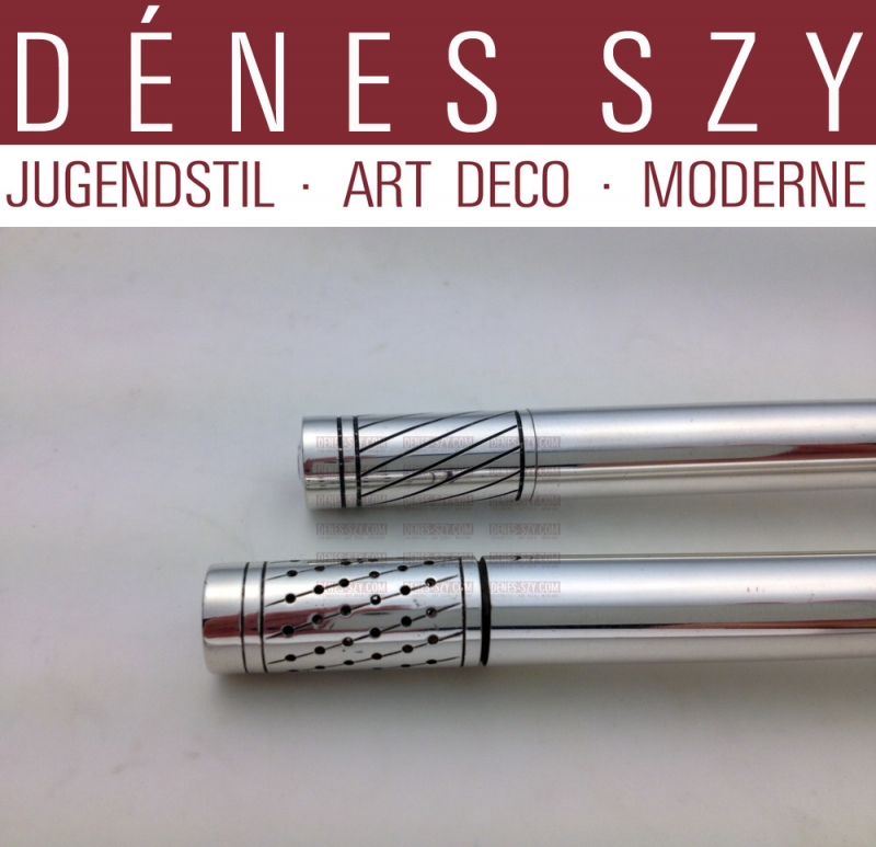 Ensemble d'épices, Salière et poivrière et pot de moutarde, Motif: "Skyscraper" # 793, Conception: Jorgen Jensen (Jörgen Jensen) 1936, Exécution: les orfèvres Georg Jensen, Copenhague 1933-44 (moutarde) et environ 1950 (sel et poivre) Danemark, Argent sterling, argent 925