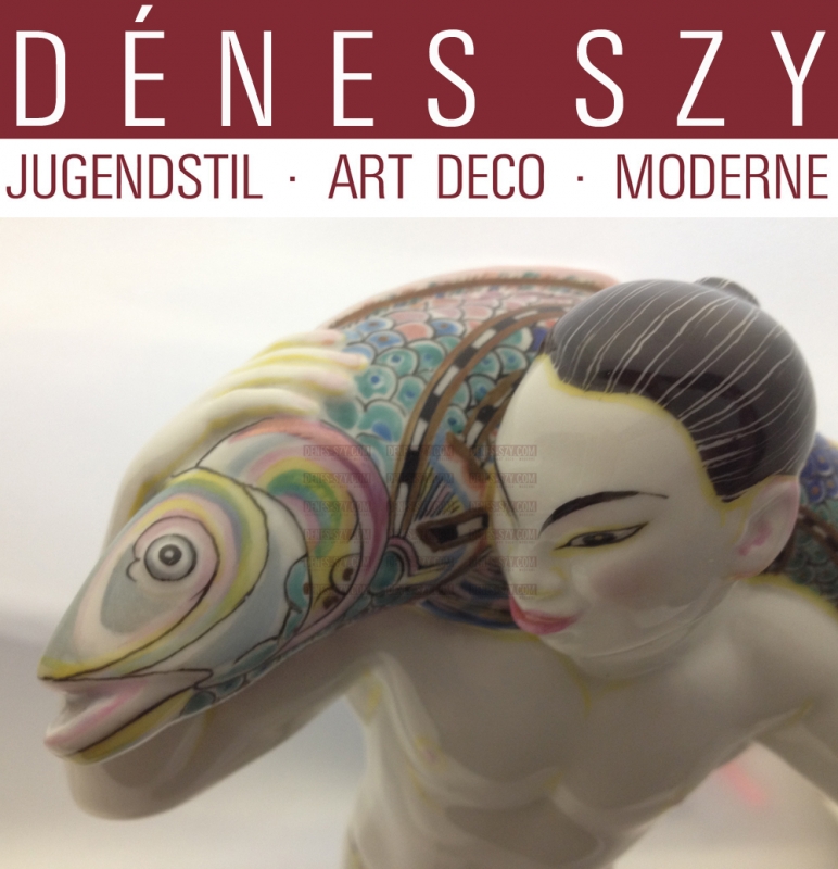 Figurine en porcelaine Art Nouveau, japonaise avec poisson du "train des noces", Exécution: KPM Berlin 1911, Conçu par Adolph Amberg 1904/05. Première formation du KPM Berlin de septembre 1908 à octobre 1910, Porcelaine avec peinture ART DECO exceptionnelle