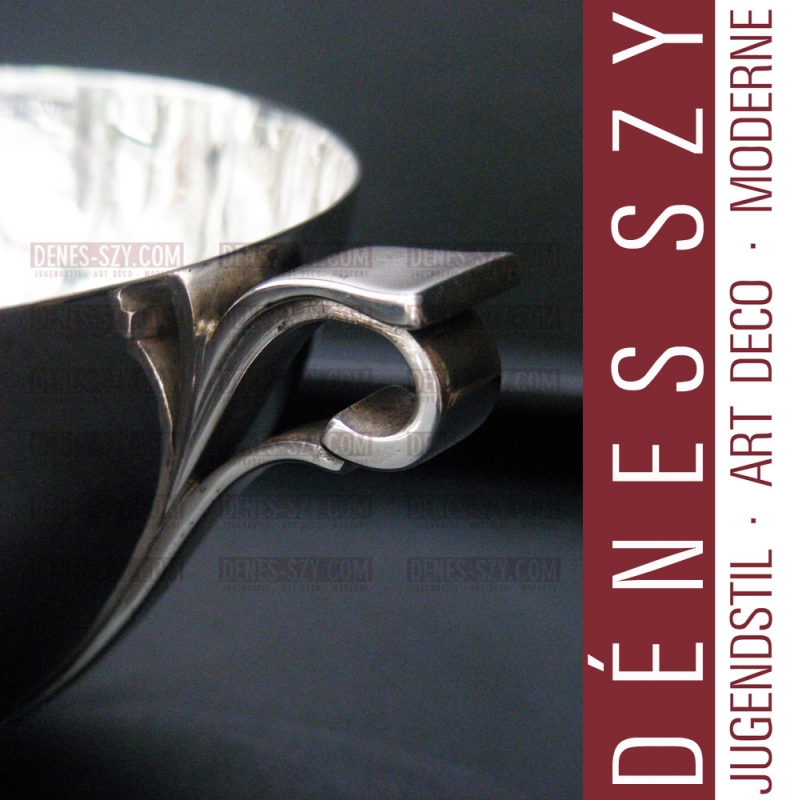 ciotola 580 B in argento Sterling di Georg Jensen collezione piramide