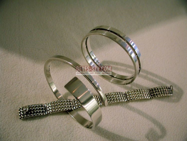Bracelet moderne, milieu du siècle moderne, bijoux fantaisie en argent, Conception Karl Gustav Hansen, Exécution Hans Hansen Silberschmide, Kolding après 1950, argent sterling