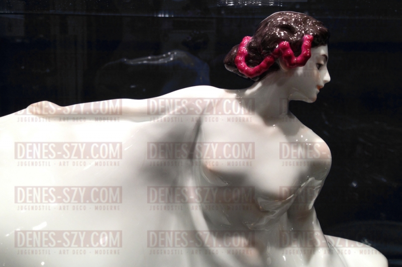 figura da porcellana liberty: Lois Fuller, Meissen 1911