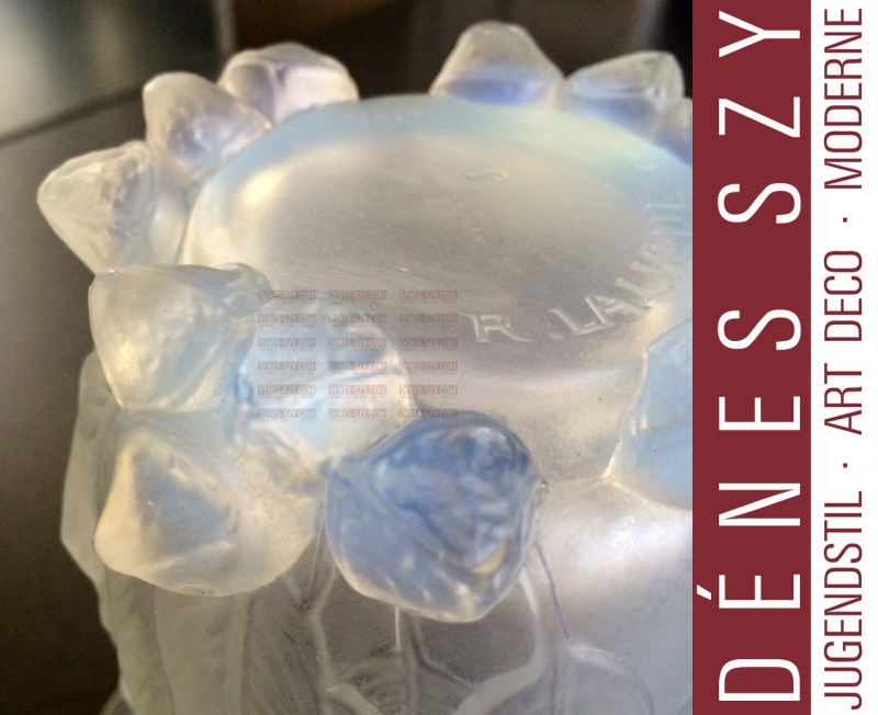 Rene Lalique ART DECO Vaso in vetro cristallo EUCALYPTUS da 1925, Modello No. 936 vetro cangiante