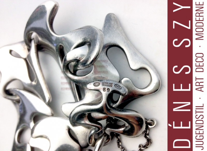 BRACELET # 89, links from organic shapes, Design: Henning Koppel 1947/48, Execution: Georg Jensen silversmith's, Copenhagen approx. 1950, Denmark HANDMADE sterling silver, silver 925, MODERNIST, modernism, MID CENTURY MODERN, AMOEBA