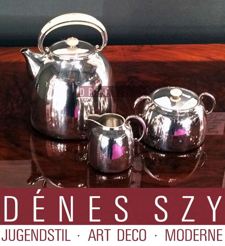 Variante XXL! Servizio da tè in argento sterling Hans Hansen XXL n. 356 teiera, lattiera e zuccheriera, Design: Karl Gustav Hansen 1944, Esecuzione: Hans Hansen argentieri, Kolding Danimarca 1947, Argento sterling