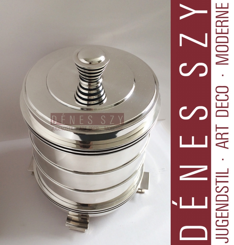 Boite en argent sterling Georg Jensen # 796 de Jorgen Jensen