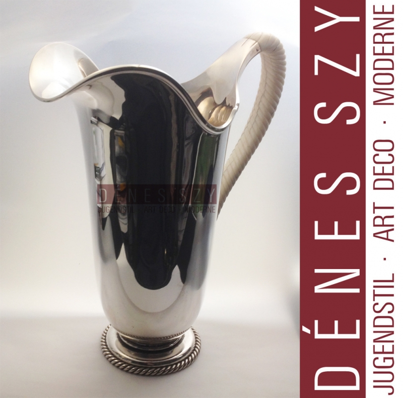 Grande carafe à vin Art Déco en argent avec poignée, Conception et réalisation: société WOLFERS FRÈRES, Bruxelles / Bruxelles Belgique vers 1915/1920, Argent 835 avec poignée en os