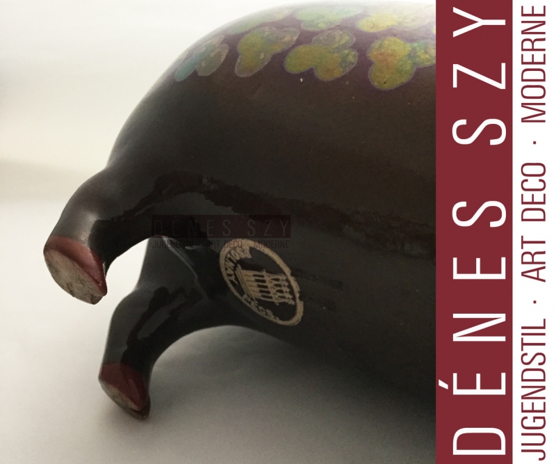 ZSOLNAY salvadanaio a forma di maiale in stile liberty, ceramica smaltata a lustro, Ungheria 1900