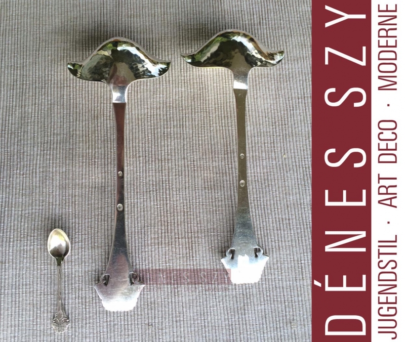 Louche à sauce en argent Art Nouveau motif papillon Sommerfugl
