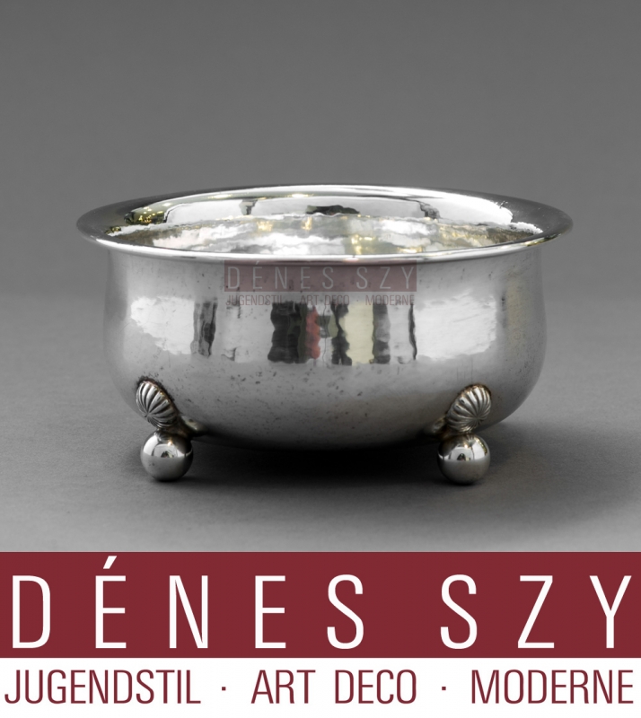 Servizio da tè/caffè in cinque pezzi con vassoio, Design: Paula Straus, Esecuzione: P. Bruckmann and Sons, Heilbronn, Germania ca. 1930