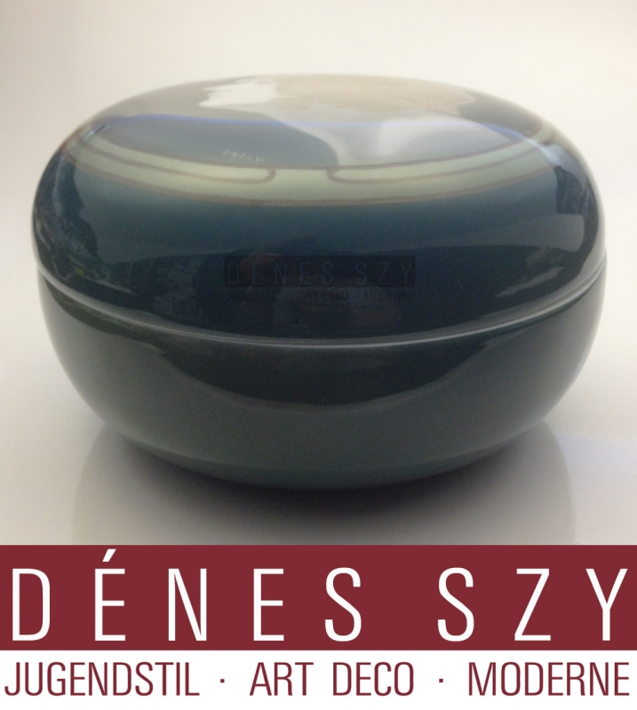 Meissen Art Nouveau Porcelain XXL covered Box Mariane Hoest 1900