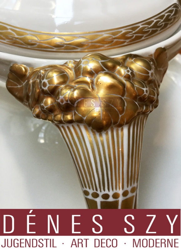 ampoliera porcellana di KPM Berlino collezione Ceres