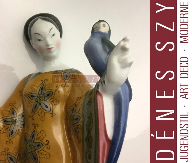 HOCHZEITSZUG KPM BERLIN Jugendstil Porzellan Figur, Chinesin mit Papagei