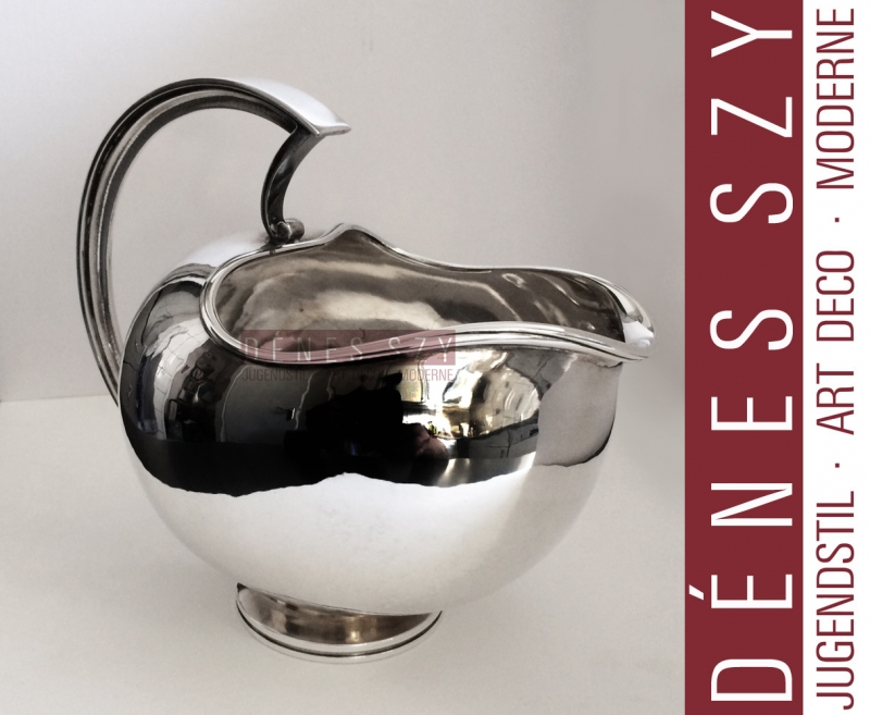 Georg Jensen silver Pyramid pattern gravy boat 606