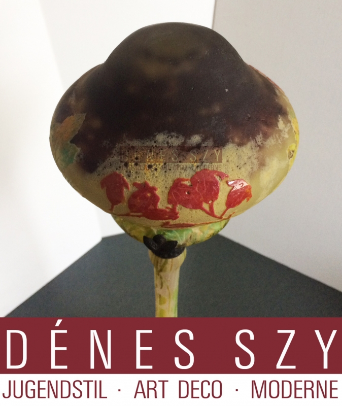 Daum Nancy French Art Nouveau 1900 glass table lamp rose hip