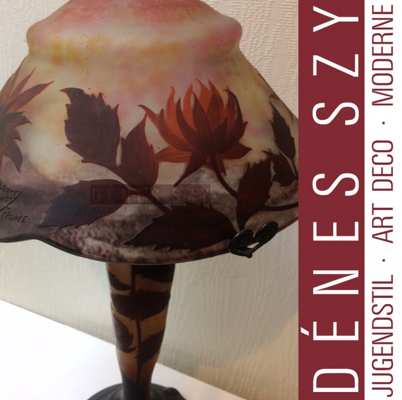 Daum Nancy 1900 French Art Nouveau cameo glass table lamp sweed maries